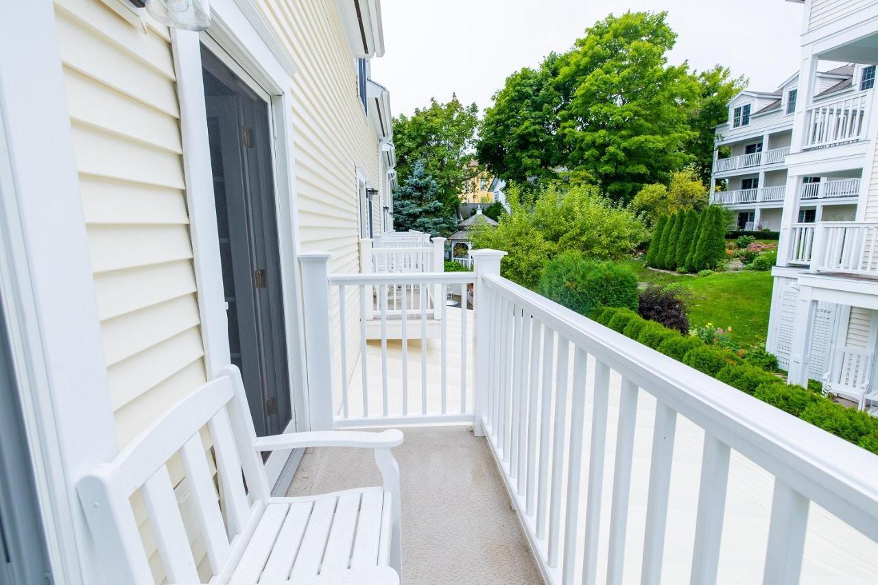 Harbour View Inn Mackinac Island Exterior photo